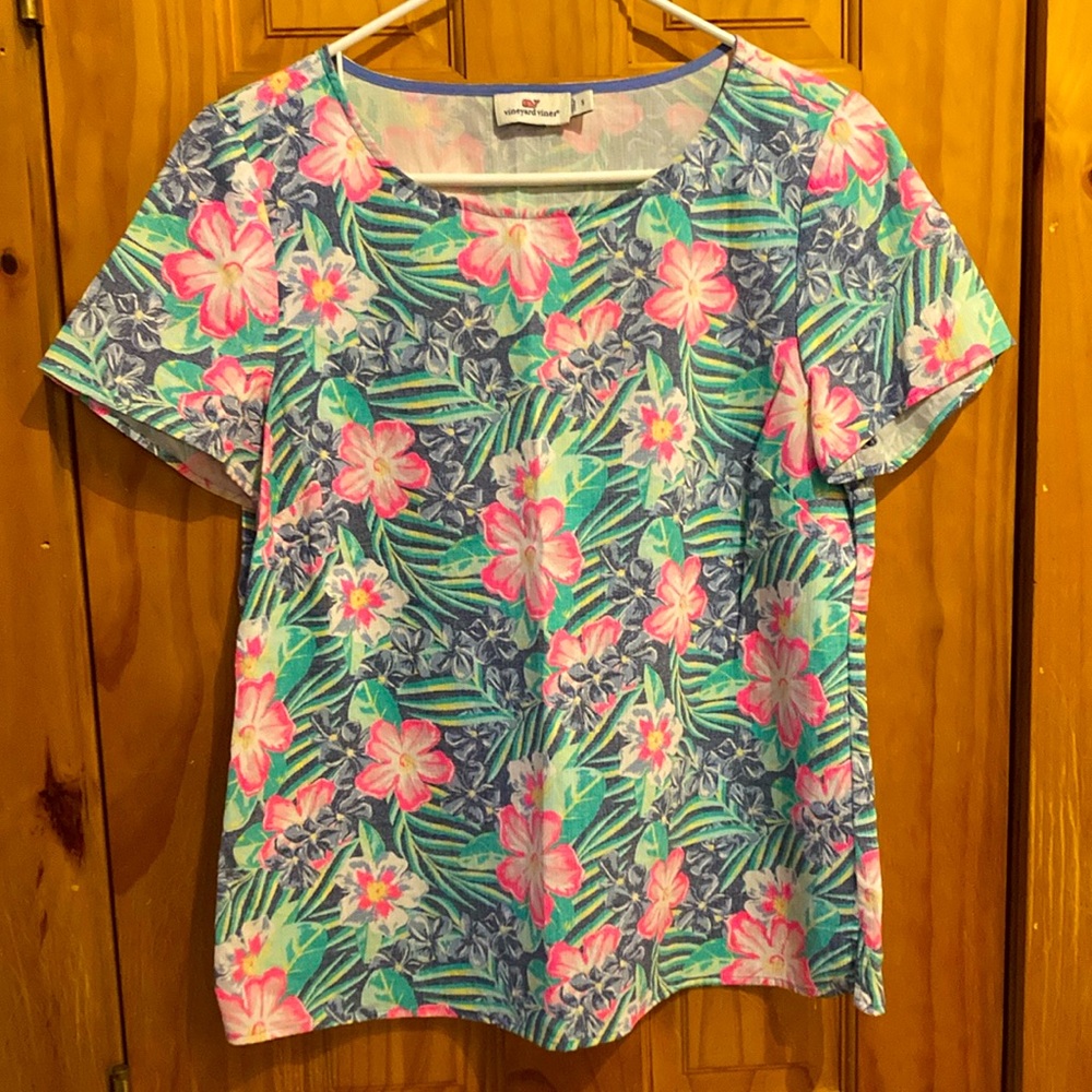 Vineyard Vines Women’s Short Floral Top , Size Small